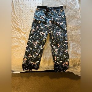 Laundry by Shelli Segal silky pants